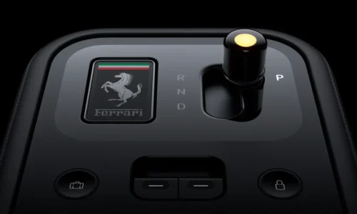 Photo: Ferrari Ferrari Luce EV