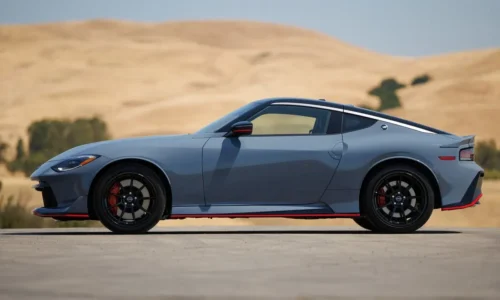 Photo: Nissan Nissan Z Nismo