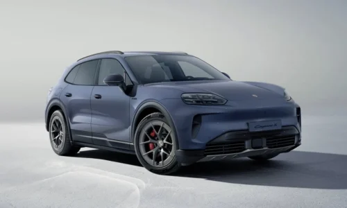 Photo: Porsche Porsche Cayenne S Electric