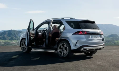 Photo: Mercedes 2027 Mercedes-Benz GLE