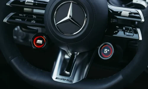 Photo: Mercedes 2027 Mercedes-Benz GLE53 AMG Hybrid