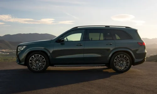 Photo: Mercedes 2027 Mercedes-Benz GLS