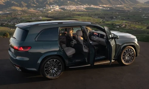 Photo: Mercedes 2027 Mercedes-Benz GLS