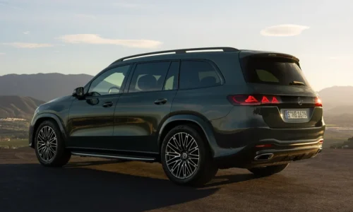 Photo: Mercedes 2027 Mercedes-Benz GLS