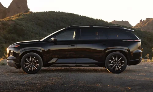 Photo: Subaru 2027 Subaru Getaway