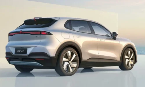 Photo: changan How Smart Is the Changan Deepal S05 Compared to Tesla and BYD?