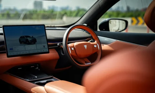 Photo: changan How Smart Is the Changan Deepal S05 Compared to Tesla and BYD?