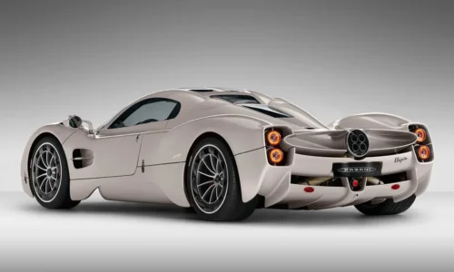 Photo: Pagani Inside the Pagani Utopia’s AMG V12: Why It Rejects Hybrid Power?