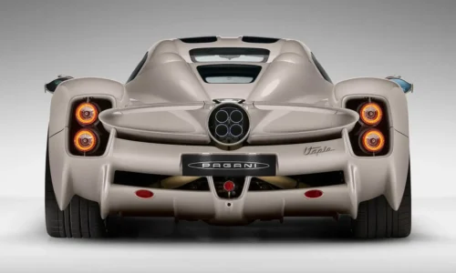 Photo: Pagani Inside the Pagani Utopia’s AMG V12: Why It Rejects Hybrid Power?