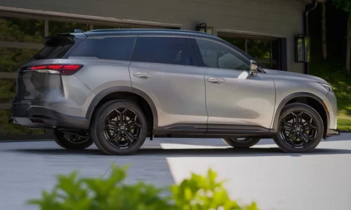 Photo: Infiniti Is the 2026 Infiniti QX60 the Best Family Luxury SUV