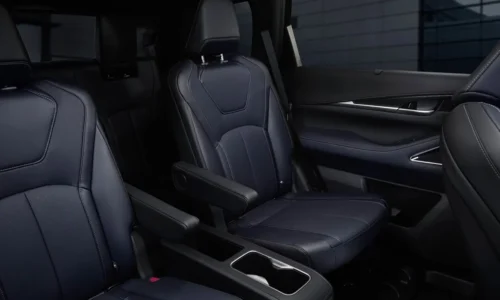 Photo: Infiniti Is the 2026 Infiniti QX60 the Best Family Luxury SUV