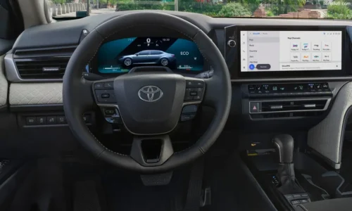 Photo: Toyota Tesla Model 3 vs Toyota Camry Cost Comparison USA