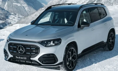 Photo: Mercedes Too Big for Compact, Too Small for Luxury? Where the Mercedes-Benz GLB Fits in 2027