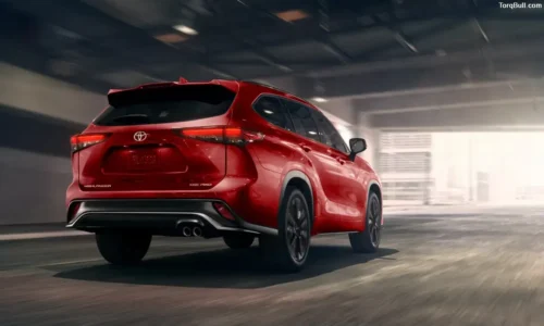 Toyota Toyota Highlander vs Honda Pilot